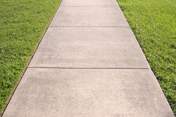 Cost of Sidewalk Replacement in Huntington Station