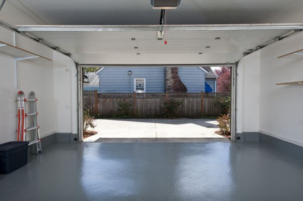 Cost of Garage Pad Pouring in Huntington Station