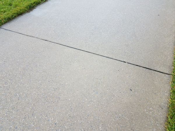 Cost of Cement Sidewalk Construction in Huntington Station