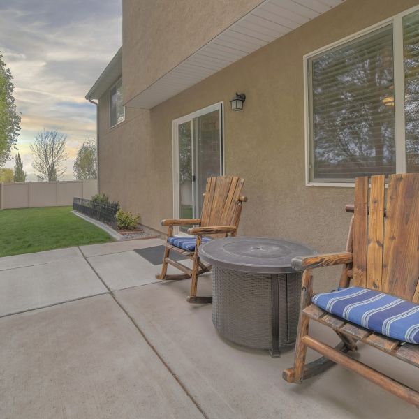Cost of Backyard Slab Construction in Huntington Station