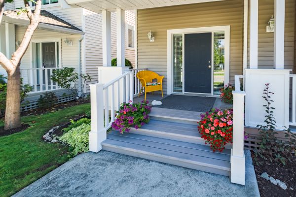 Cost of Entryway Steps Replacement in Huntington Station