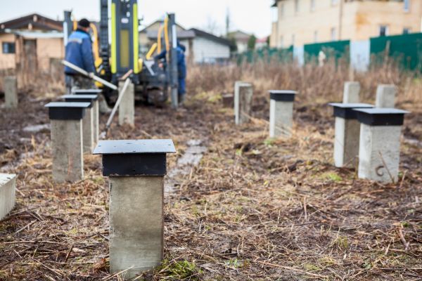 Cost of Concrete Piling Installation in Huntington Station
