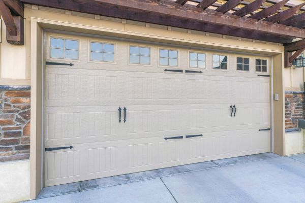 Cost of Concrete Apron Construction in Huntington Station