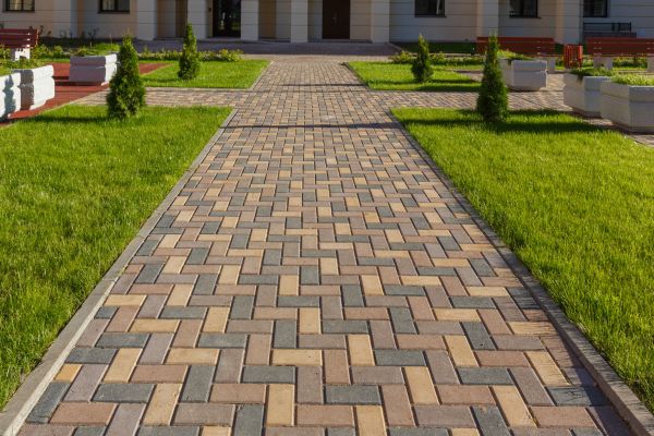 Cost of Paved Walkway Service in Huntington Station