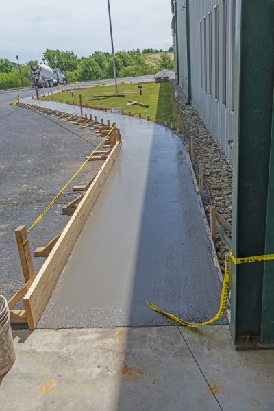 Cost of Concrete Sidewalk Paving in Huntington Station