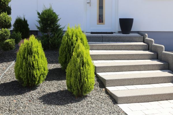 Cost of Exterior Steps Construction in Huntington Station